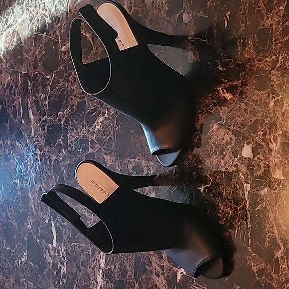 Shoes - Picture 2 of 2